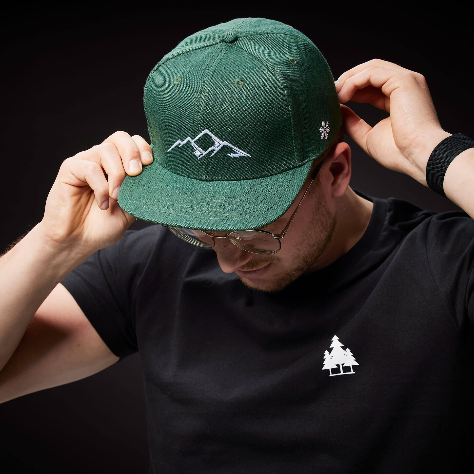 Cap-Berggipfel-gruen-dunkel3