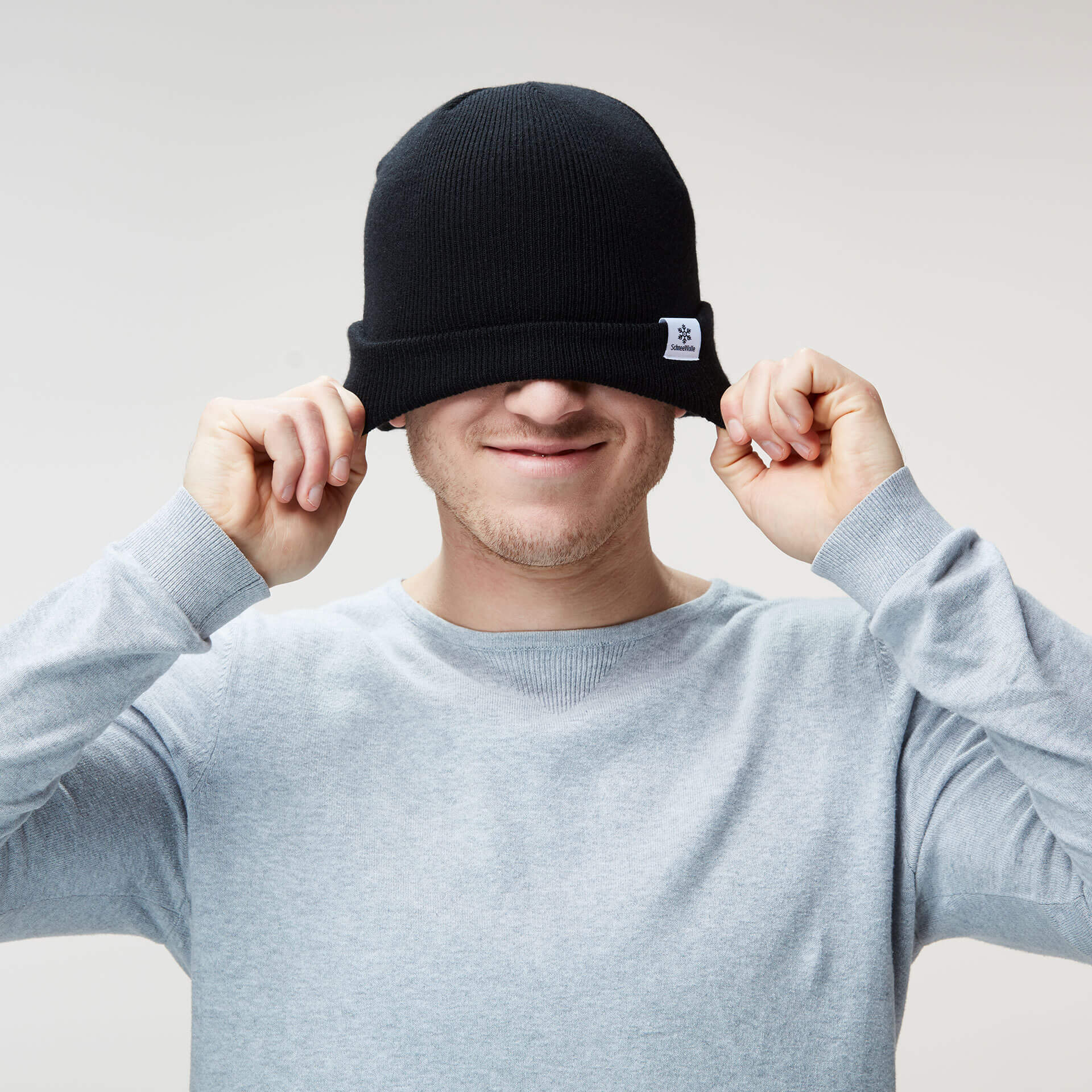 beanie_schwarz_christoph