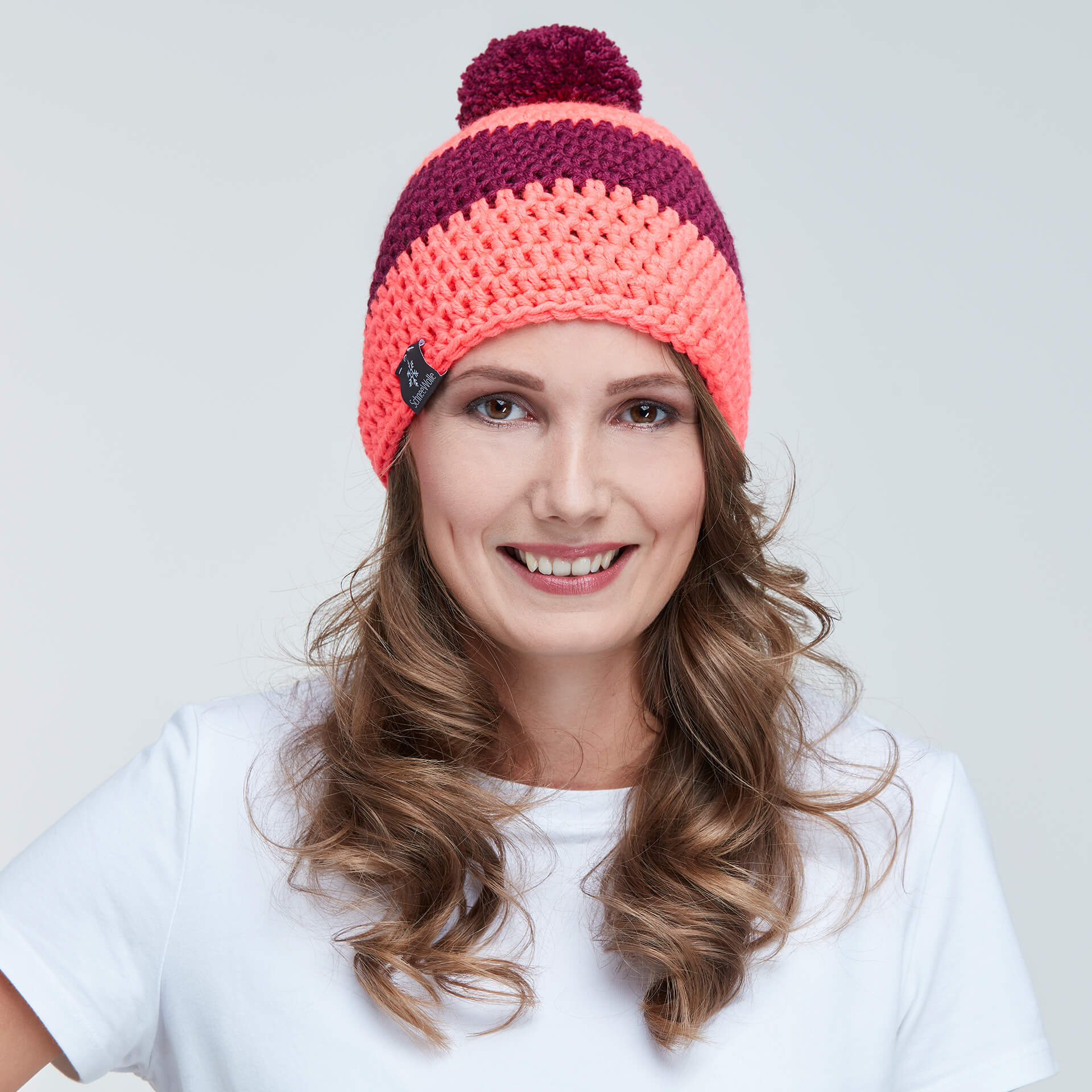 frostbeule_neon_sarina frostbeule_neon_sarina