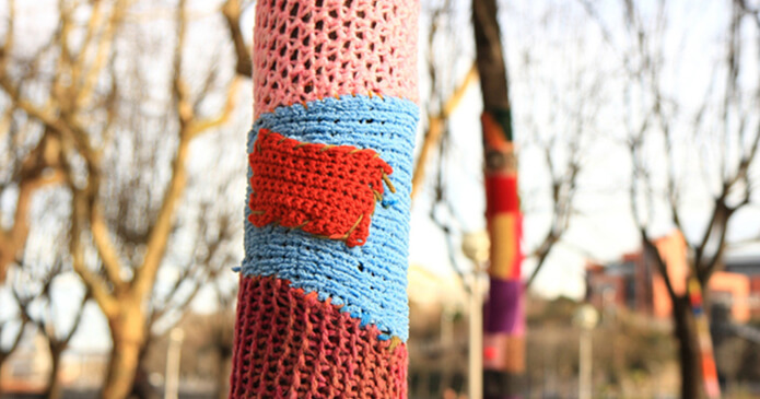 guerilla knitting